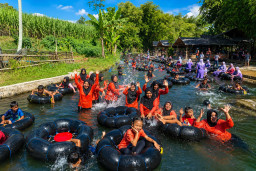 Libur Sekolah Berakhir, Wisata Lumajang Tetap Ramai, Dongkrak Ekonomi Masyarakat