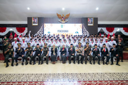 75 Pelajar Lumajang Dikukuhkan Jadi Paskibraka 2026, Siap Kibarkan Merah Putih di HUT ke-81 RI