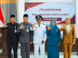 DPRD Lumajang Hadiri Pelantikan Pj Kades Wates Kulon, Tekankan Kesinambungan Pembangunan dan Pelayanan Publik