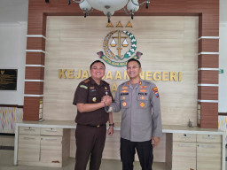 Perkuat Sinergi Penegakan Hukum, Kapolres Lumajang Silaturahmi ke Kejari di Hari Pertama Bertugas