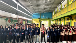 Merajut Relasi, Merawat Diri: Mahasiswa KKN STKIP PGRI Lumajang Ajak Siswa SMK Bangun Pergaulan Sehat