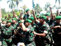 Panglima TNI : Banyak cara dilakukan negara asing untuk menguasai kekayaan alam Indonesia.