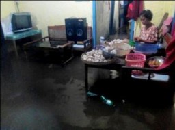 Waduh...!!!! Banjir di Tempursari Dilaporkan Masuk Rumah Warga