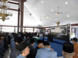 Mutasi Besar, Bupati Asat Malik Roling 544 Guru dan Kepala Sekolah