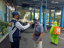 Terminal Minak Koncar Lumajang Masih Lengang di Awal Libur Bersama