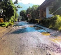 Jalan Rusak Tempursari Tak Kunjung Diperbaiki, Ini Jawaban Kadis PU Lumajang