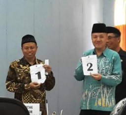 Lutfi Atau Buntaran, Bupati Asat Mengaku Bisa Bekerjasama Dengan Baik