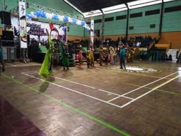 Pentas Seni HUT SMA PGRI 1 Lumajang Guncang Gor Wira Bhakti