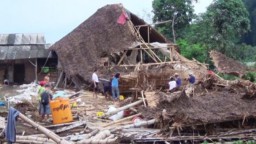 Diterjang Angin Puting Beliung, 2 Kandang Ayam Potong Roboh