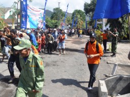 Pantai Selatan Diterjang Tsunami, Warga Pasirian Lari Tunggang Langgang