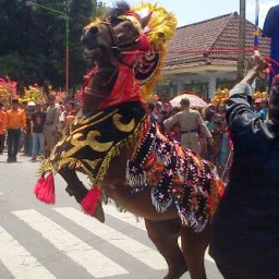 Festival Jharan Kencak Harjalu 758 Meriah, Seniman Minta Segera Dipatenkan