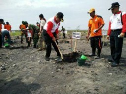 Jika Ingin Lestarikan Pesisir Selatan, Lumajang Harus Punya 3 Perda Ini