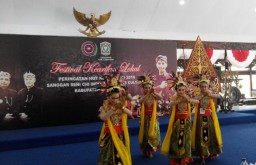 Meriah..!! Festival Kearifan Lokal HUT CIO Indonesia Arts Culture ke-09 Diikuti Puluhan Peserta