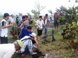 Aktivis Lingkungan dan Pasus DPRD Jatim Sepakat Kawasan Pesisir Selatan Jadi Wisata Konservasi