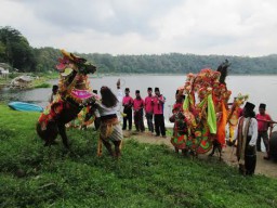 Festival Jharan Kencak Buka Rangkaian Peringatan Harjalu 758 Tahun