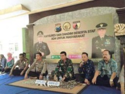 Warga Sambut Antusias Kapolres dan Dandim Ada Untuk Masyarakat Lumajang