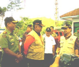 Gunung Semeru Waspada, Kepala BNPB Datang Ke Lumajang