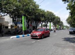 Komisi B Kecewa Desain Perencanaan Lampu Hias Jalan Depan Gedung DPRD Yang Tak Jelas