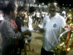 Jebret! SMAN 2 Lumajang Juarai Futsal Putri Piala KONI 2013