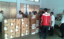 10 Perpustakaan Desa Dapat Bantuan 3 Unit Komputer