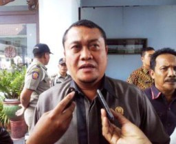 Agus Wicaksono Akui Tak Pantas Jadi Wabup Lumajang