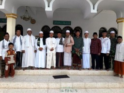 Safari Sholat Jumat, Bupati Asat : Menjaga Keamanan Lumajang Adalah Tugas Kita Bersama