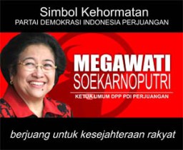 Sebelum Ke Lumajang, Megawati Bakar Semangat Pedukung Jempol di Surabaya