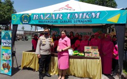 Dukung Produktifitas Anggota, Bhayangkari Lumajang Gelar Bazar UMKM