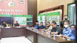 Bukasan Wakil Ketua DPRD Apresiasi TMMD ke-115 Kodim 0821 Lumajang