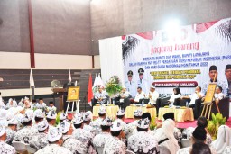 Bupati dan Wabup Lumajang Jagong Bareng Guru