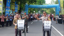 Lomba Marching Band Polres Lumajang Berlangsung Meriah