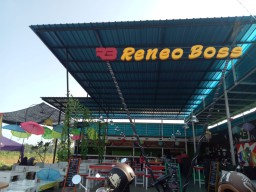 Cafe "Reneo Boss" Tempeh Miliki Konsep Taman Terbuka Hijau