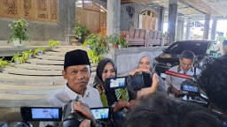 Cak Thoriq Lamar Ning Fika Jadi Calon Wakil Bupati Lumajang 2024