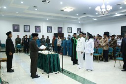 Cak Thoriq Lantik  dan Pesan Ngopi Bagi Kades PAW Tunjung dan Wonosari