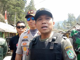 Cak Thoriq Berharap Dapatkan Peralatan Memadai Untuk Padam Kebakaran Hutan Semeru