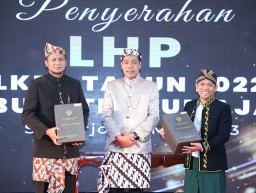 5 Tahun Pimpin Pemkab Lumajang, Cak Thoriq Raih WTP 5 Kali Berturut