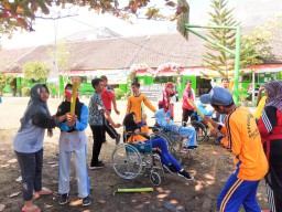 Lomba Disabilitas Meriahkan Hari Kemerdekaan Bangun Solidaritas