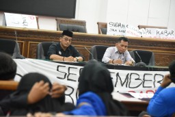 DPRD Lumajang Evaluasi Program Seragam Gratis dan Santunan Kematian