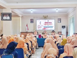 Dharma Wanita Diminta Ikut Dorong Warga Lumajang Sadar Adminduk