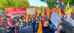 PMII dan IMM Lumajang Demo, Ini Tuntutannya