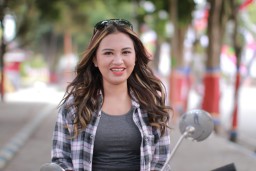 DJ Emily Young "Youtuber Cantik" Ingin Populerkan Wisata Lumajang