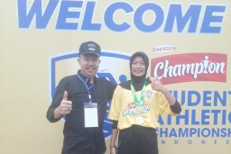 Ajeng Siswi MAN Lumajang Juara 1 Lari 100 Meter SAC Surabaya