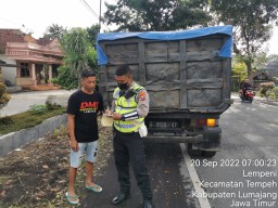 Yuk Simak Pembatasan Jam Operasional Kendaraan Muatan di Lumajang