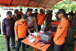 Antisipasi Bencana Alam Lumajang, Forkopimda Gelar Apel Pasukan Serta Peralatan