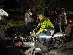 Polisi Obrak Balap Liar di Jalan Raya Srebet Lumajang, Amankan 20 Kendaraan