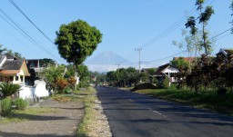 Tertimpa Batu, Pendaki Asal Jakarta Meninggal di Puncak Pulau Jawa Mahameru