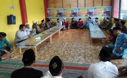 Buka Bersama, Ikatan Santri dan Alumni Banyuputih Kidul (IKSABA) Rapatkan Shaf