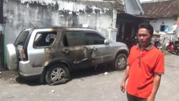 Sering Dapat Teror, Mobil Ketua LSM Lingkungan Ampel Dibakar