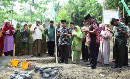 Muslimat NU Lumajang Buka Klinik Kesehatan di Yosowilangun