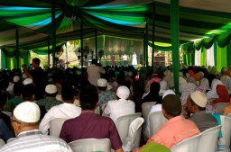 Bersama Ratusan Kyai, PKB Lumajang Deklarasi Jas Hijau